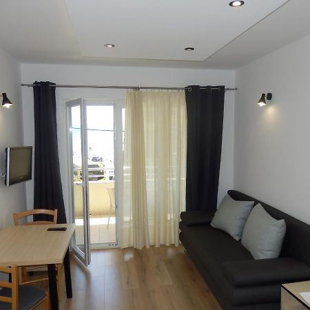 Apartments Rica Омиш Экстерьер фото