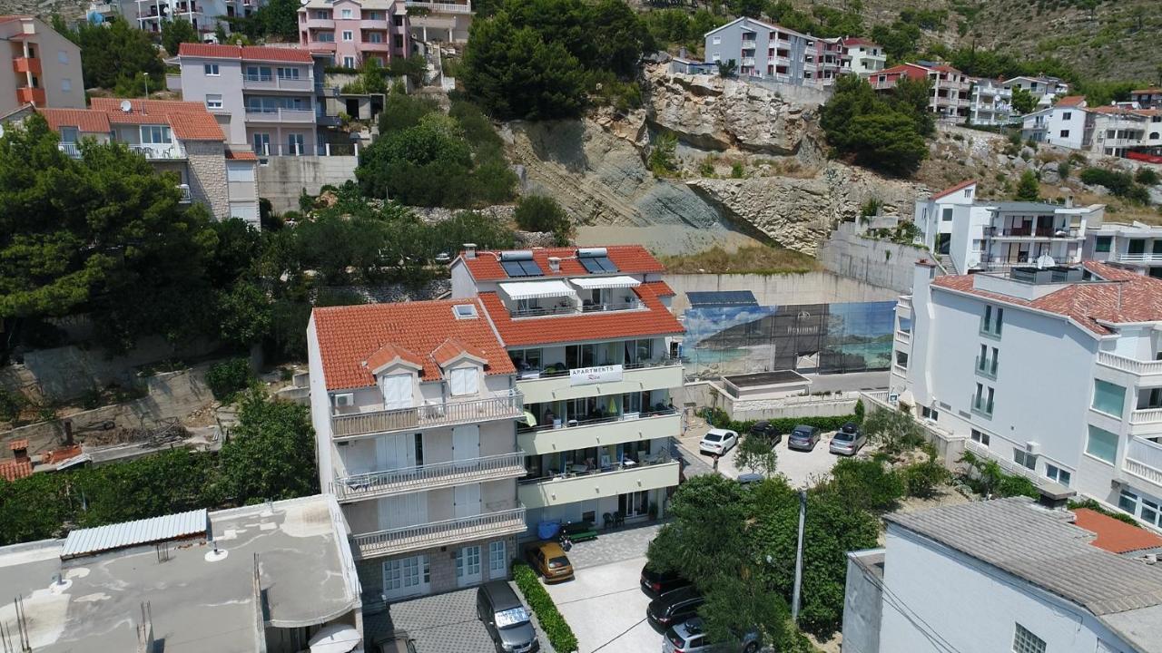 Apartments Rica Омиш Экстерьер фото