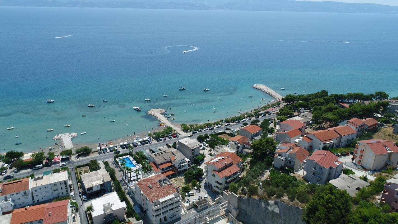 Apartments Rica Омиш Экстерьер фото