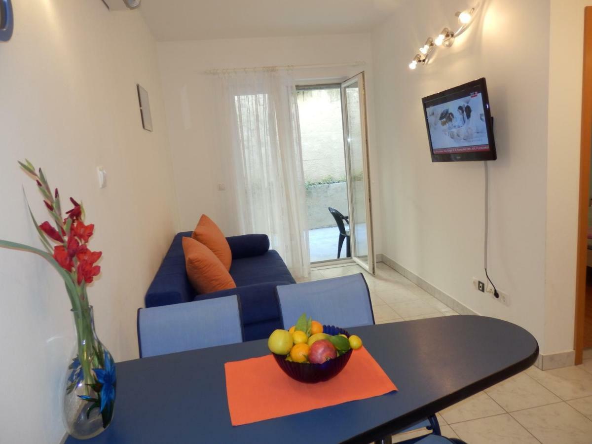 Apartments Rica Омиш Номер фото