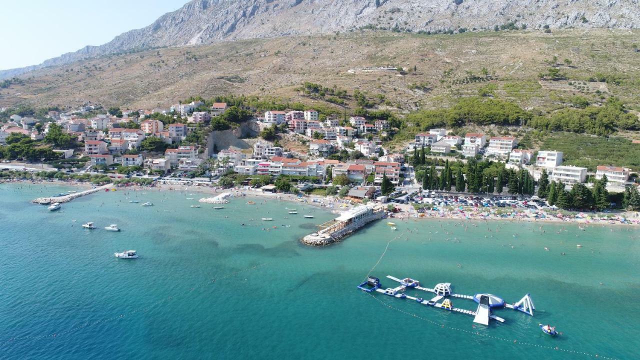 Apartments Rica Омиш Экстерьер фото